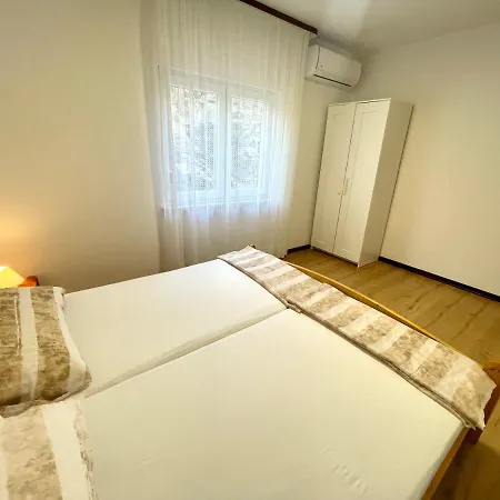 Διαμέρισμα Ivana & Ante *