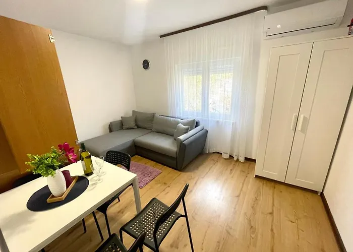 アパート Ivana & Ante